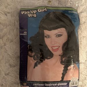 Make offer! Forum Wig Designs Pin-up Girl black w/ bangs curls original package